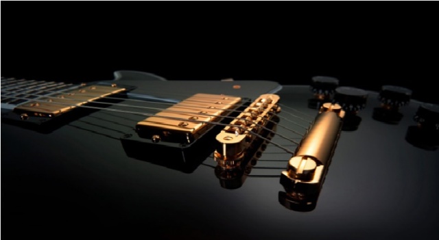 black-and-gold-guitar